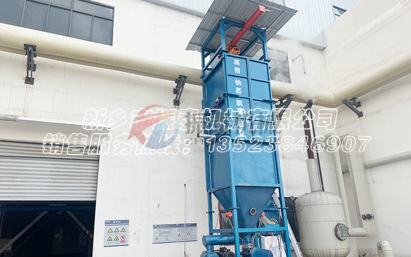 敞開式噸袋拆包機 vs 密閉式噸袋拆包機：核心區別與選型指南